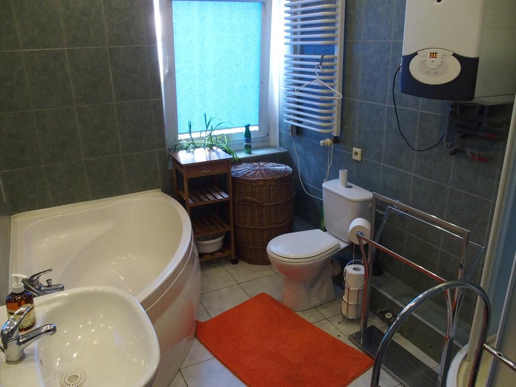 Ferienwohnung Refined Flat in Jezyce District Posen Exterior foto